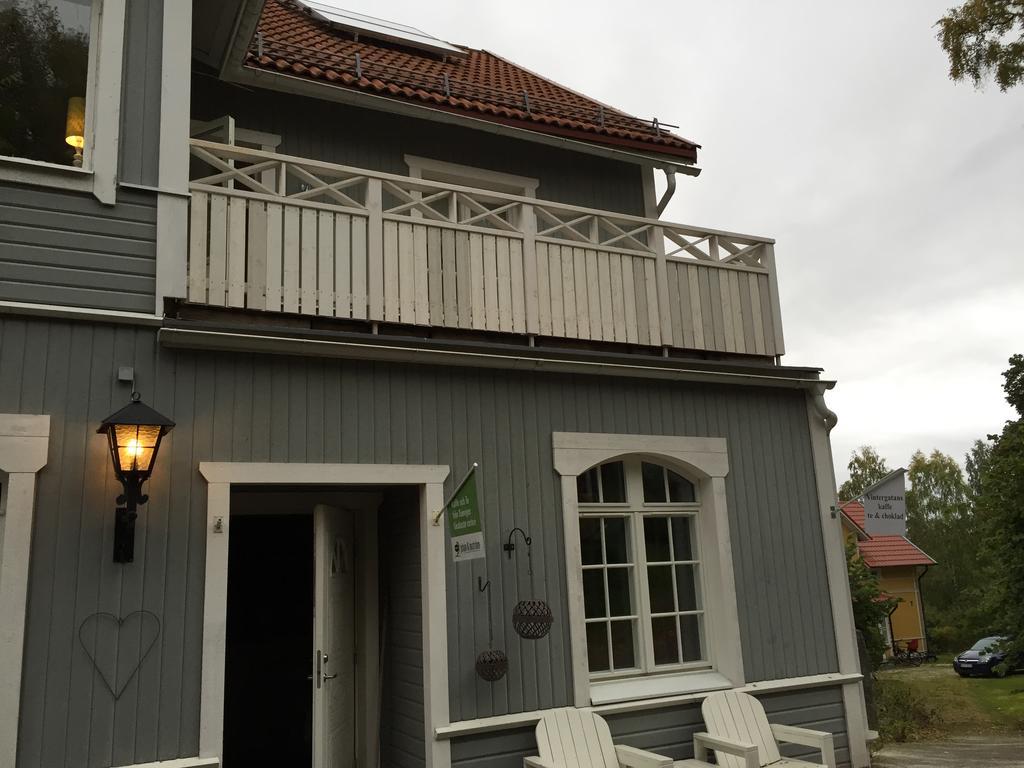 Vintergatans Rum Insjon ภายนอก รูปภาพ
